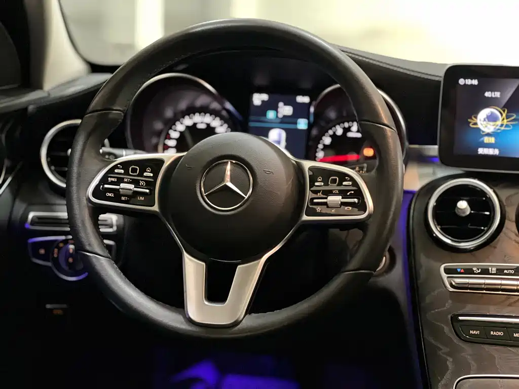 Mercedes-Benz C-Class — фото 10