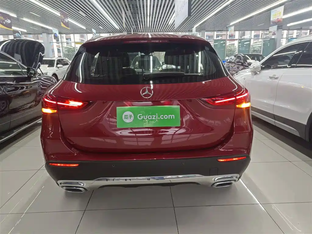 Mercedes-Benz GLA — фото 6