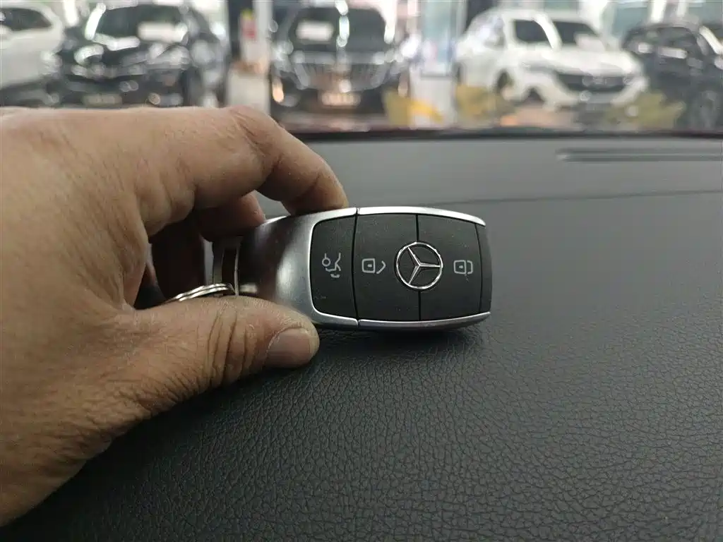 Mercedes-Benz GLA — фото 9