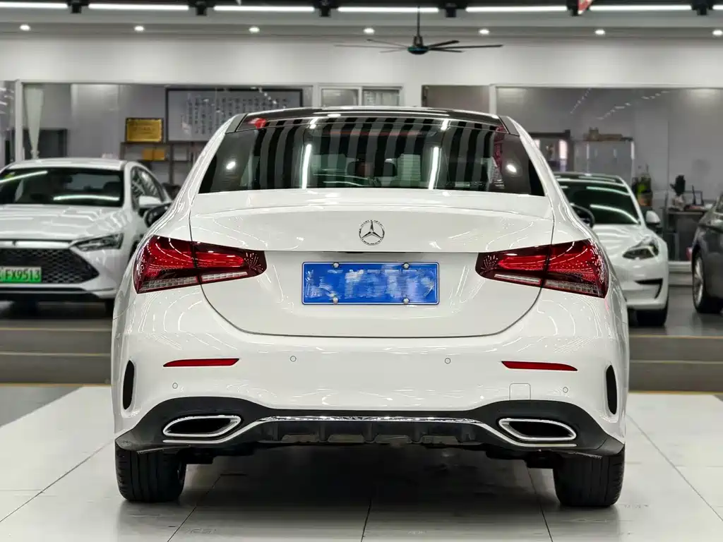 Mercedes-Benz A-Class — фото 8