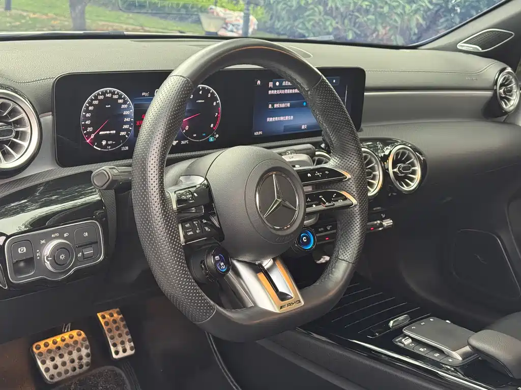 Mercedes-Benz A-Class AMG — фото 8