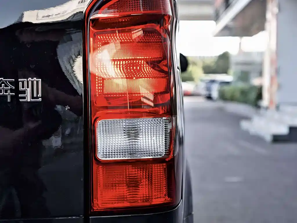 Mercedes-Benz Vito — фото 6
