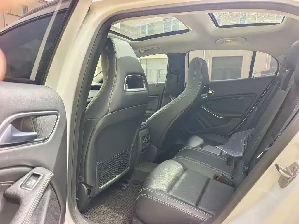 Mercedes-Benz GLA — фото 4