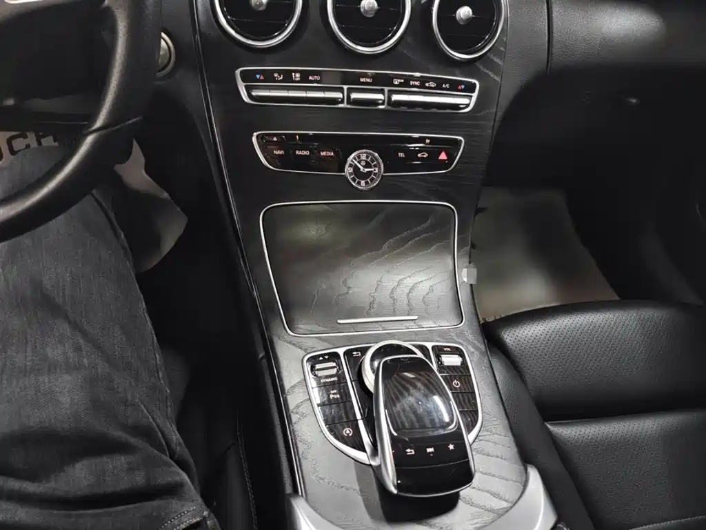Mercedes-Benz C-Class — фото 14