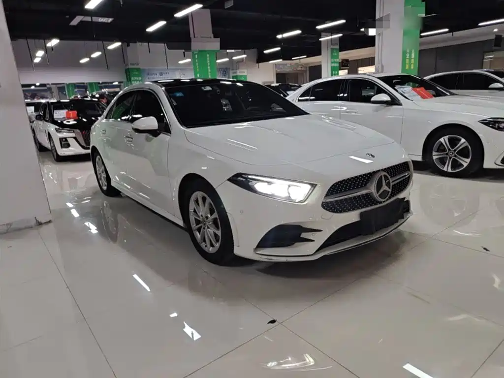 Mercedes-Benz A-Class — фото 4