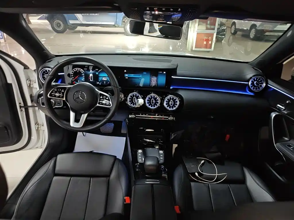 Mercedes-Benz A-Class — фото 10