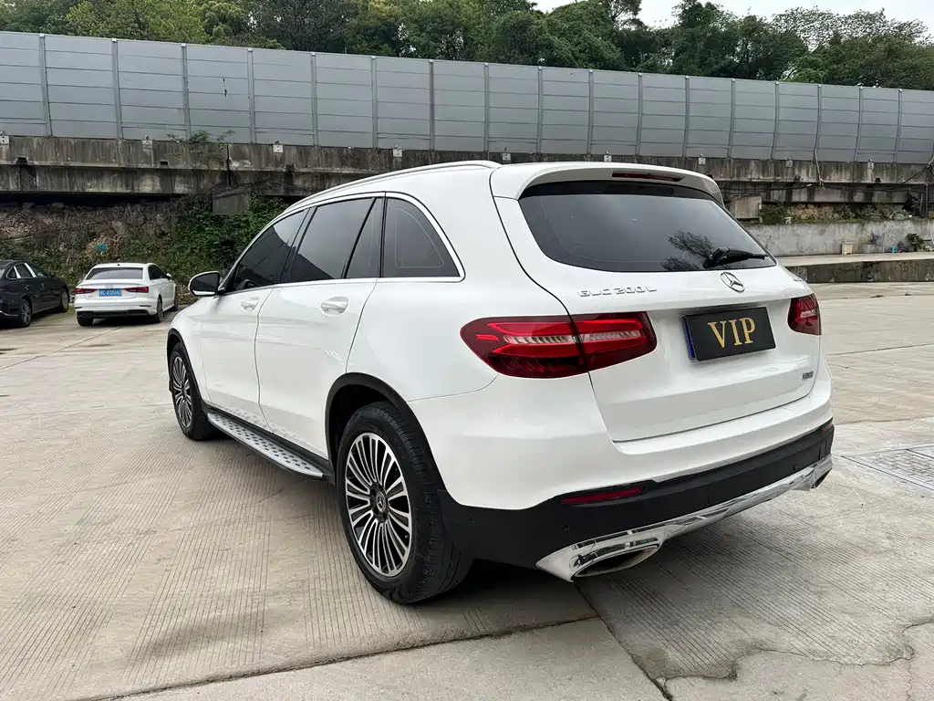 Mercedes-Benz GLC — фото 7