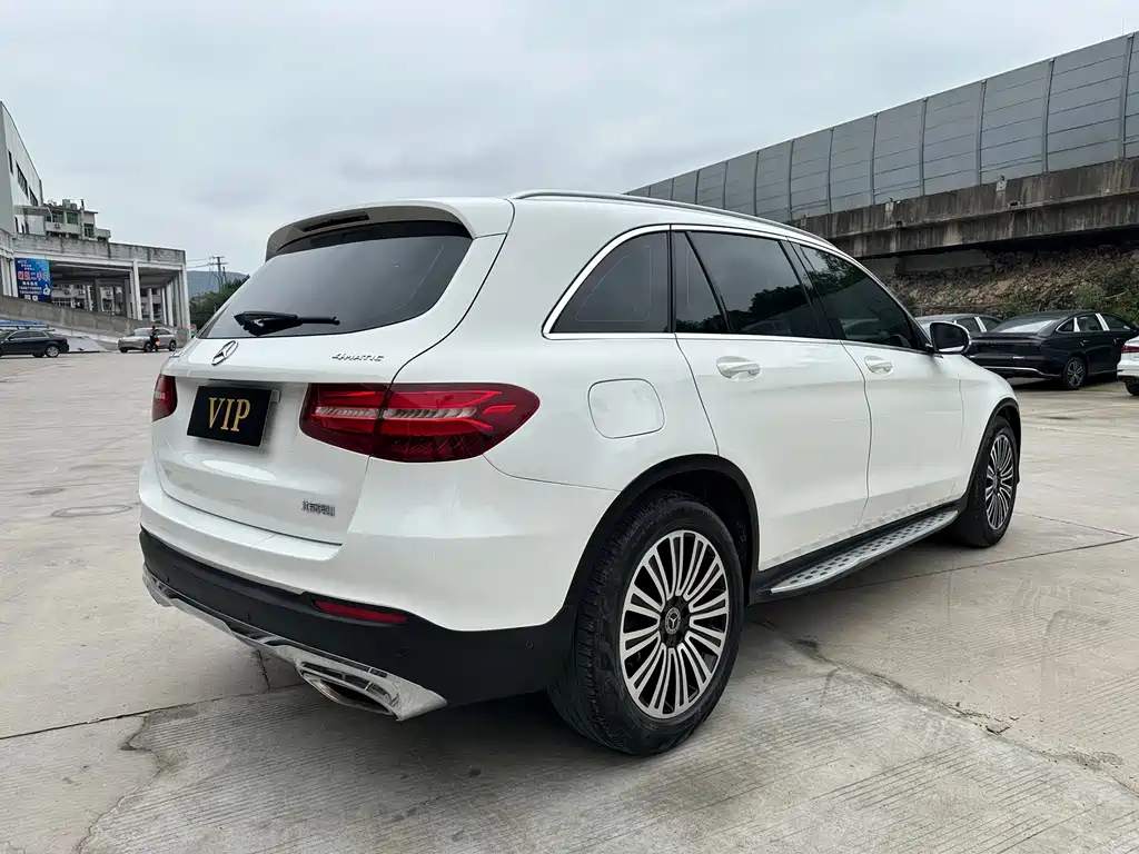 Mercedes-Benz GLC — фото 9