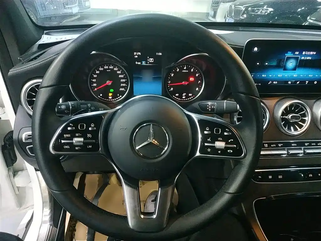 Mercedes-Benz GLC — фото 11