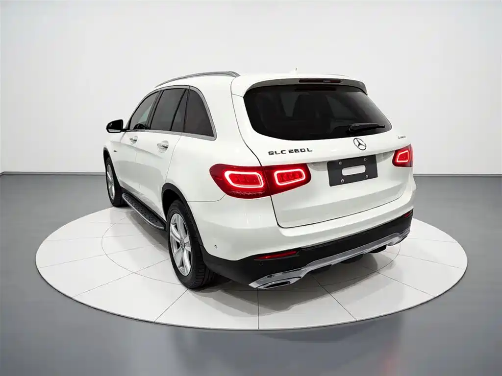 Mercedes-Benz GLC — фото 5