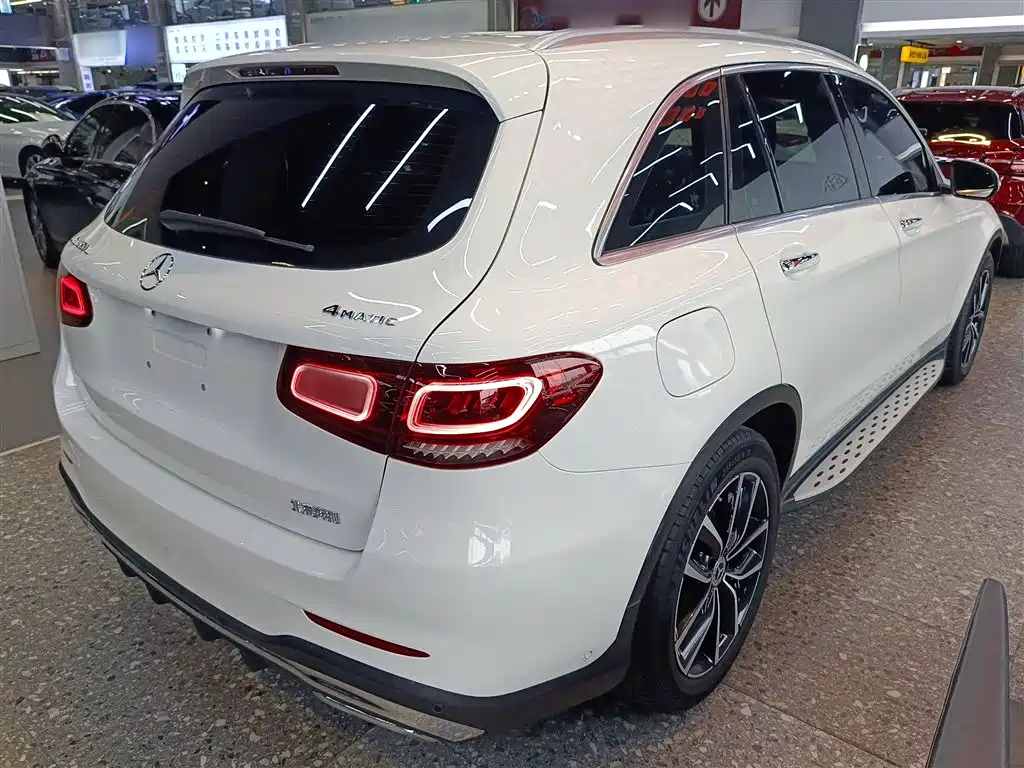 Mercedes-Benz GLC — фото 7