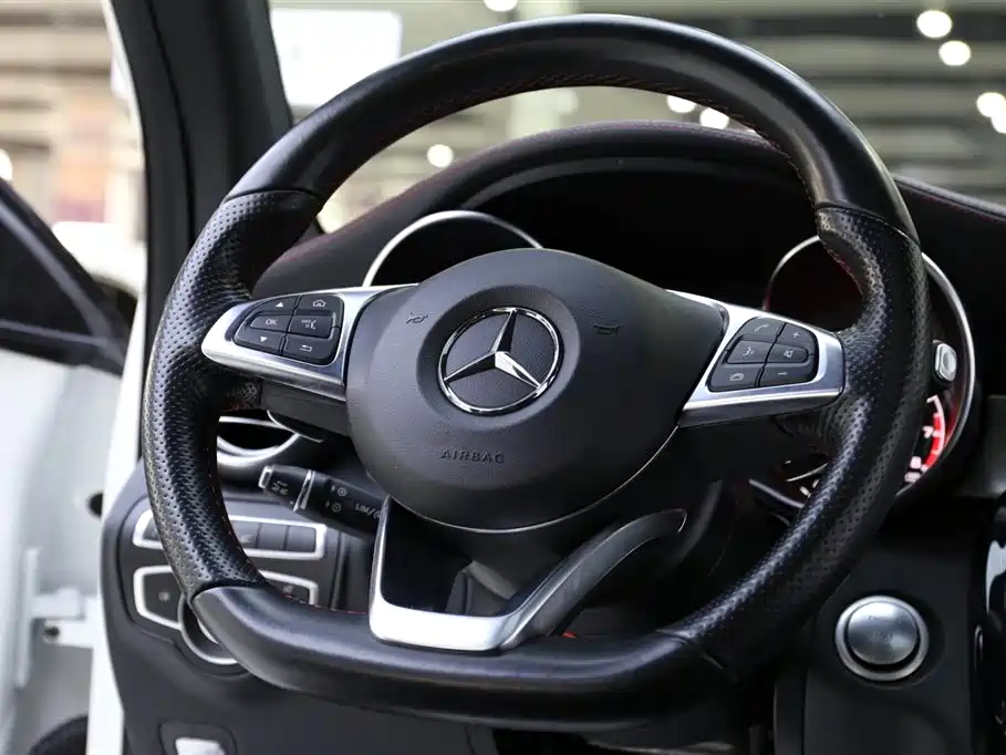 Mercedes-Benz GLC AMG — фото 11