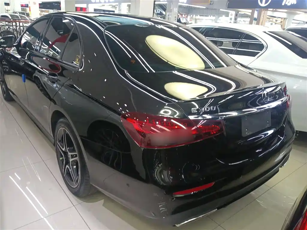 Mercedes-Benz E-Class (Import) — фото 5