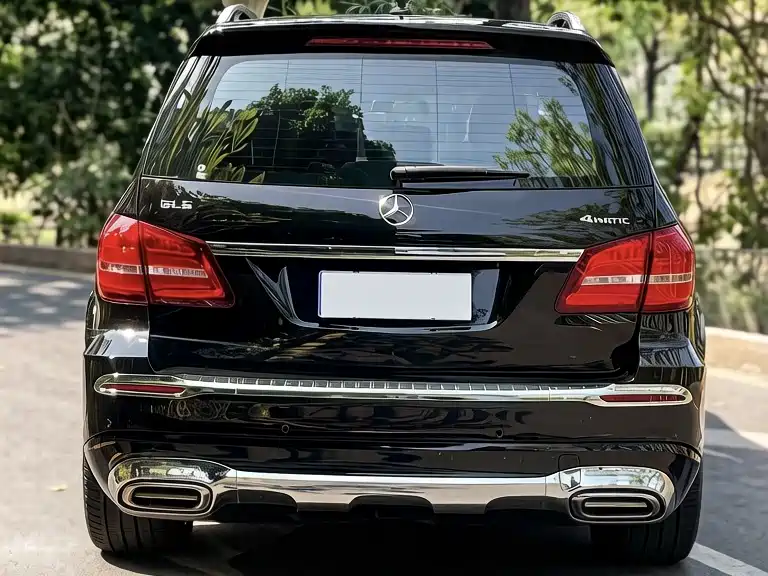 Mercedes-Benz GLS — фото 11