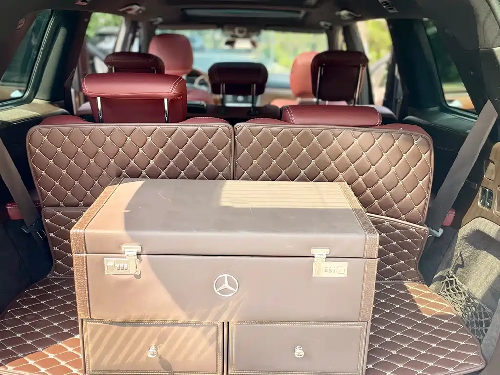Mercedes-Benz GLS — фото 18