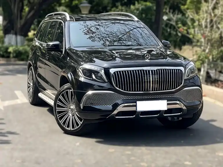 Mercedes-Benz GLS — фото 7
