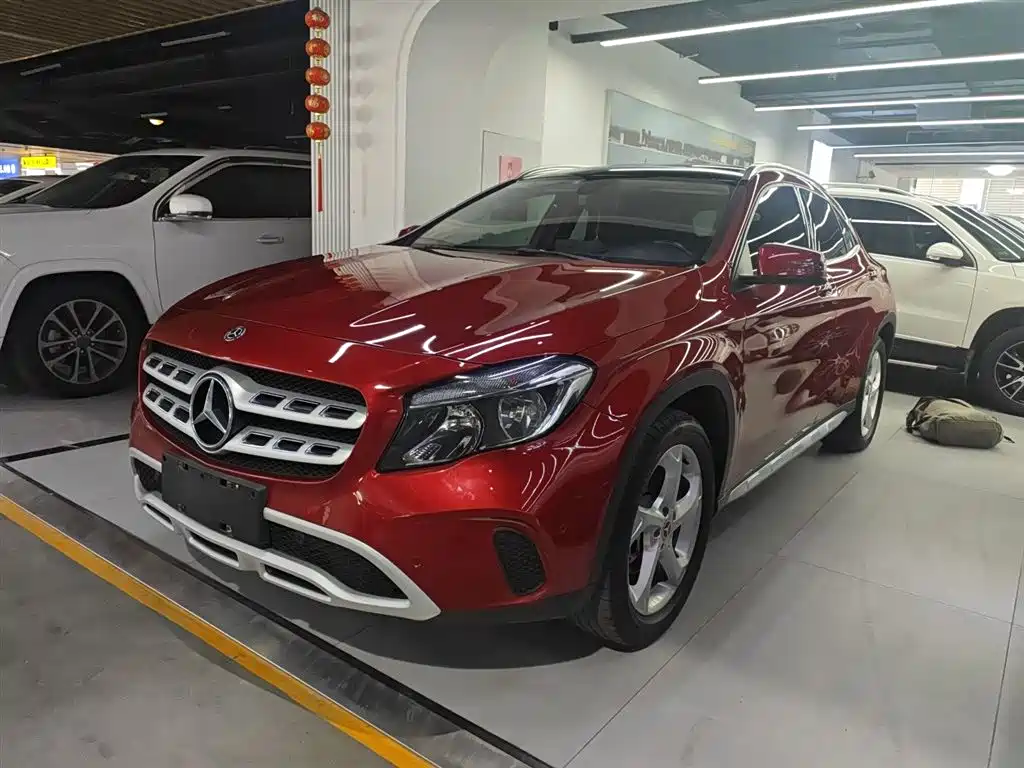 Mercedes-Benz GLA — фото 2