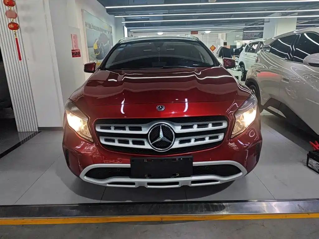 Mercedes-Benz GLA — фото 3