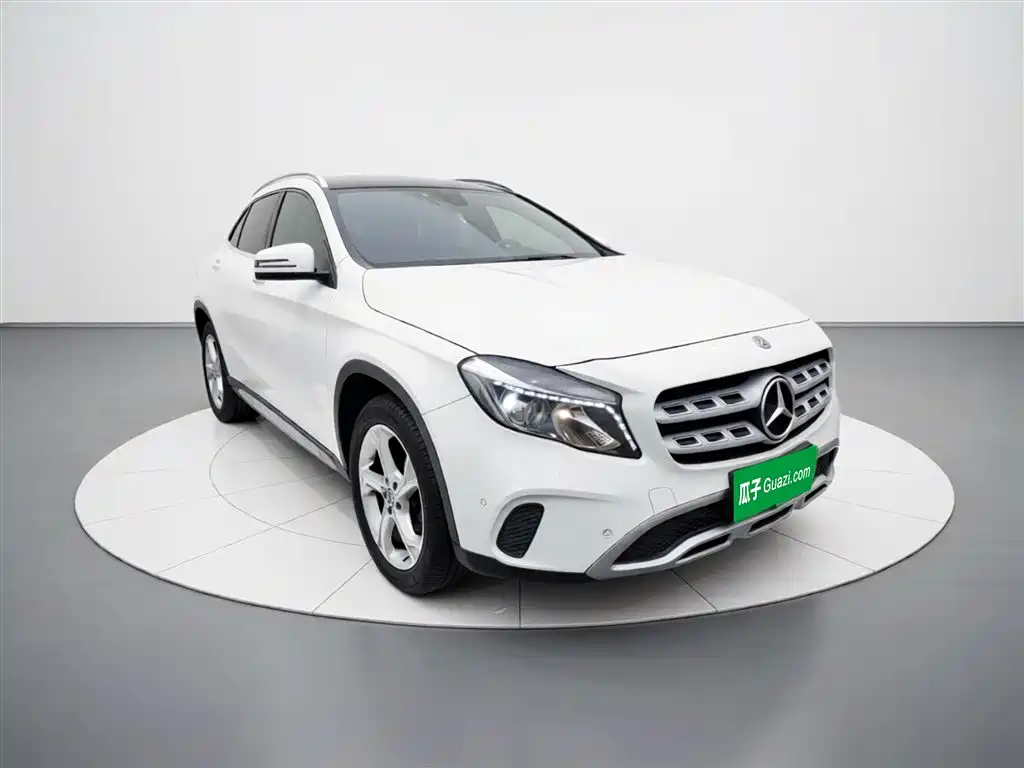 Mercedes-Benz GLA — фото 4