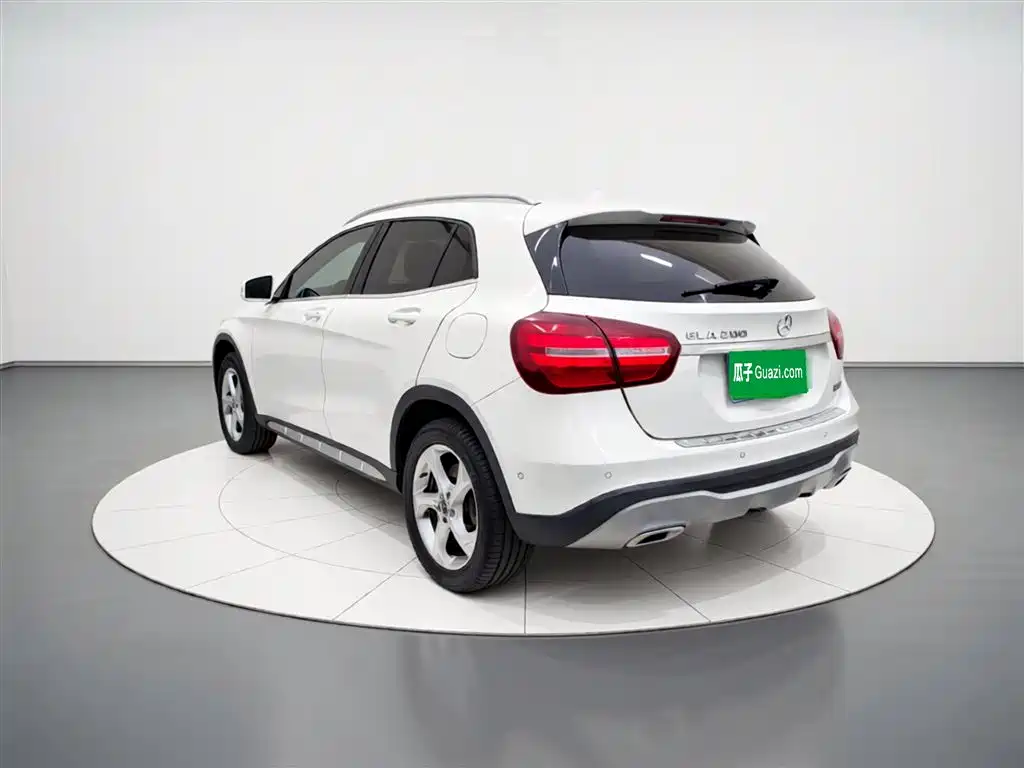Mercedes-Benz GLA — фото 5
