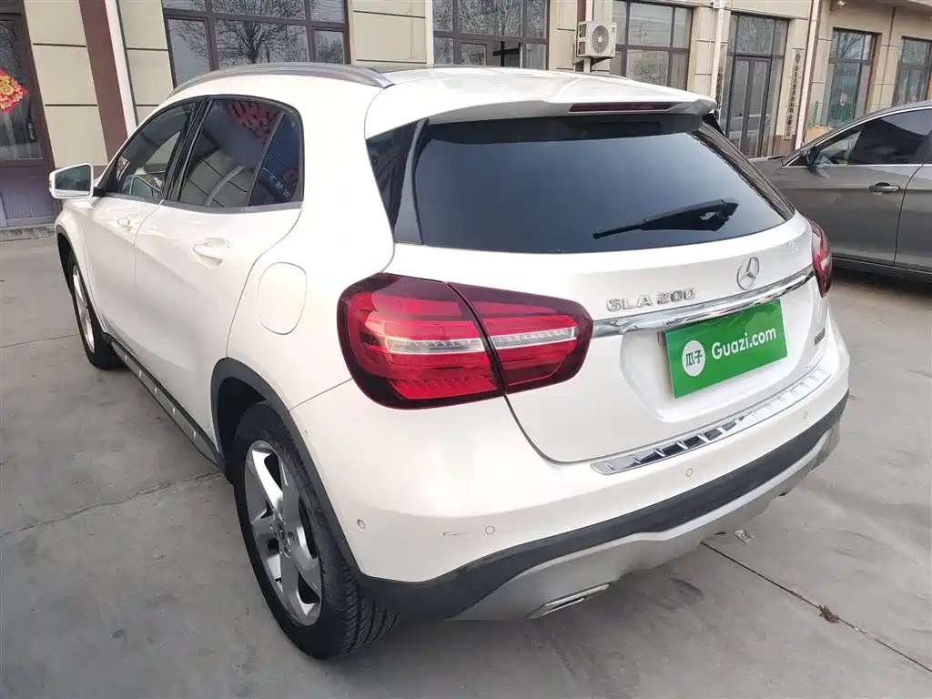 Mercedes-Benz GLA — фото 5