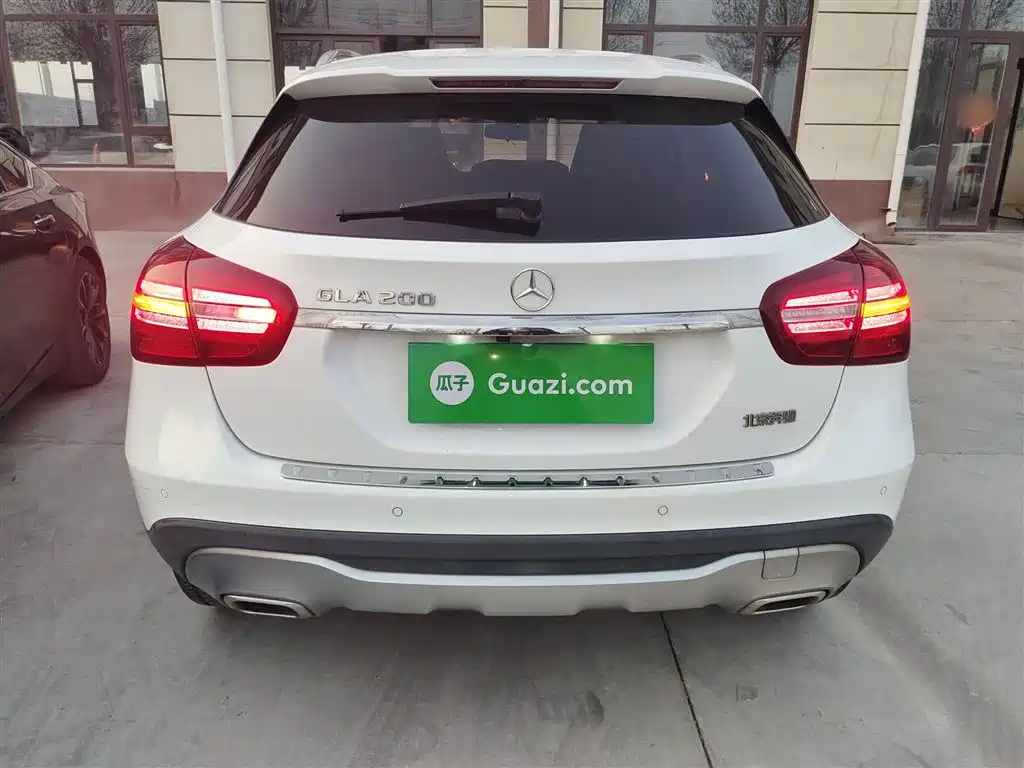 Mercedes-Benz GLA — фото 6