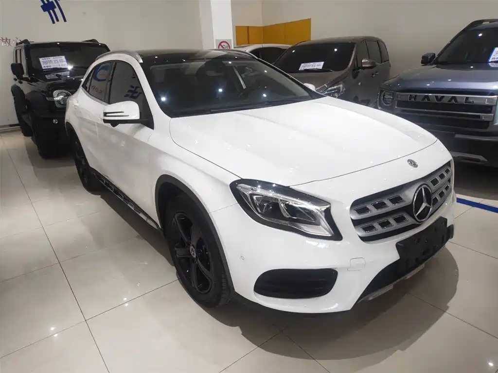 Mercedes-Benz GLA — фото 4