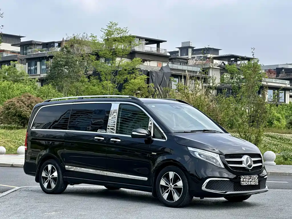 Mercedes-Benz V-Class — фото 3