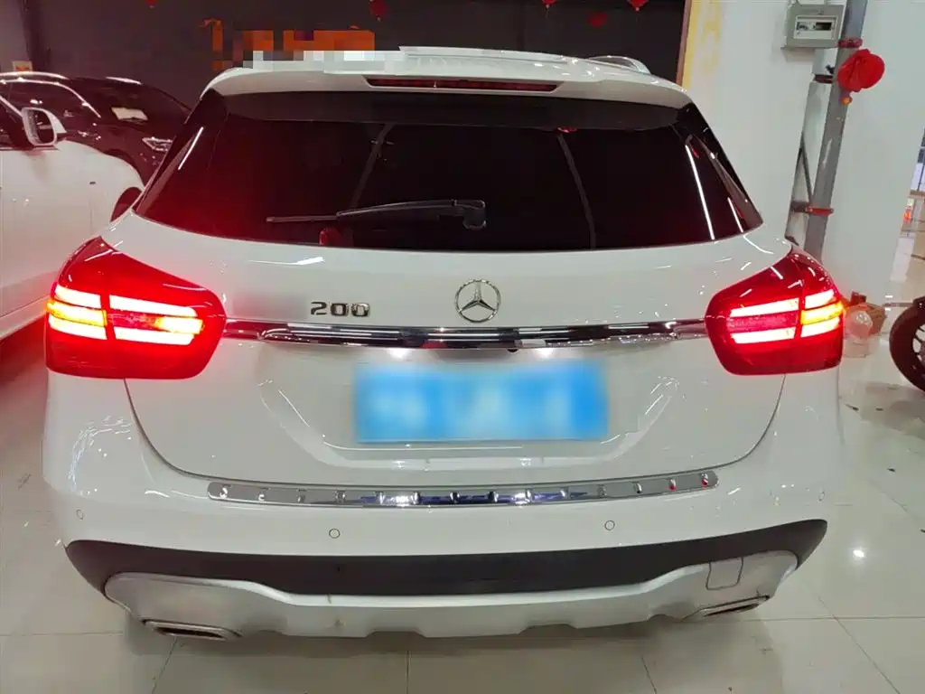 Mercedes-Benz GLA — фото 6