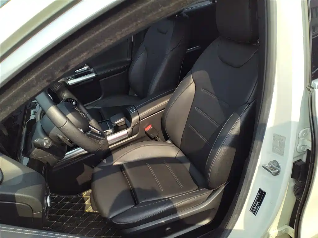 Mercedes-Benz GLA — фото 14
