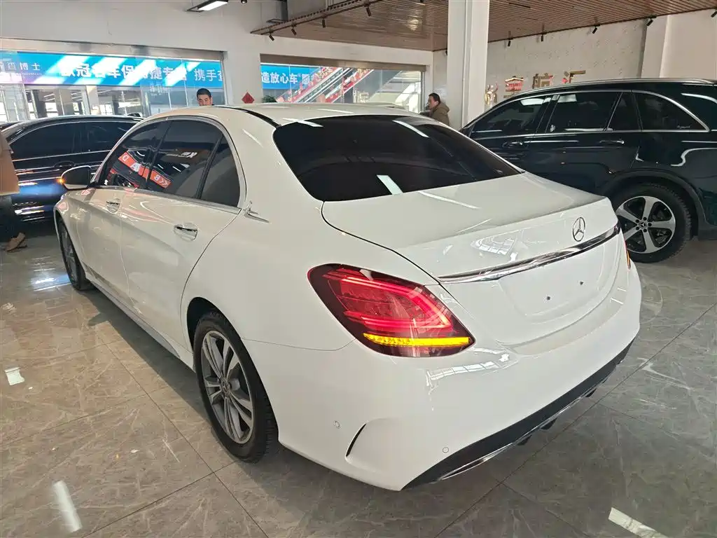 Mercedes-Benz C-Class — фото 5
