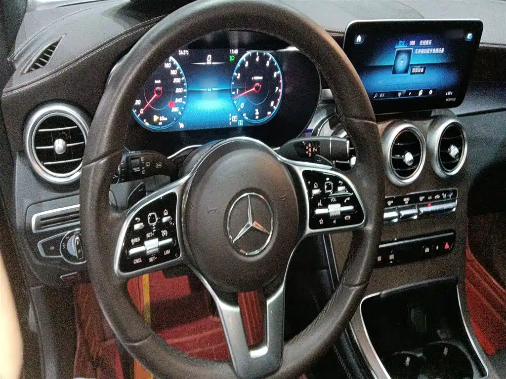 Mercedes-Benz GLC — фото 11