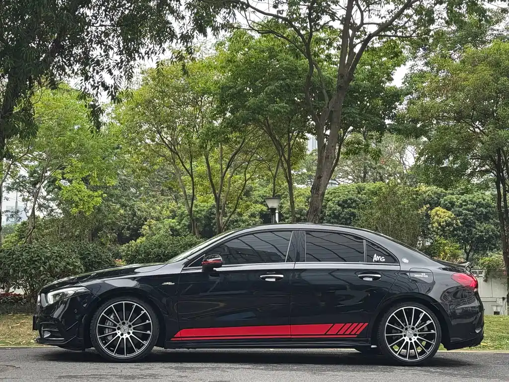 Mercedes-Benz A-Class AMG — фото 4