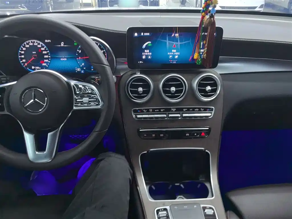 Mercedes-Benz GLC — фото 10
