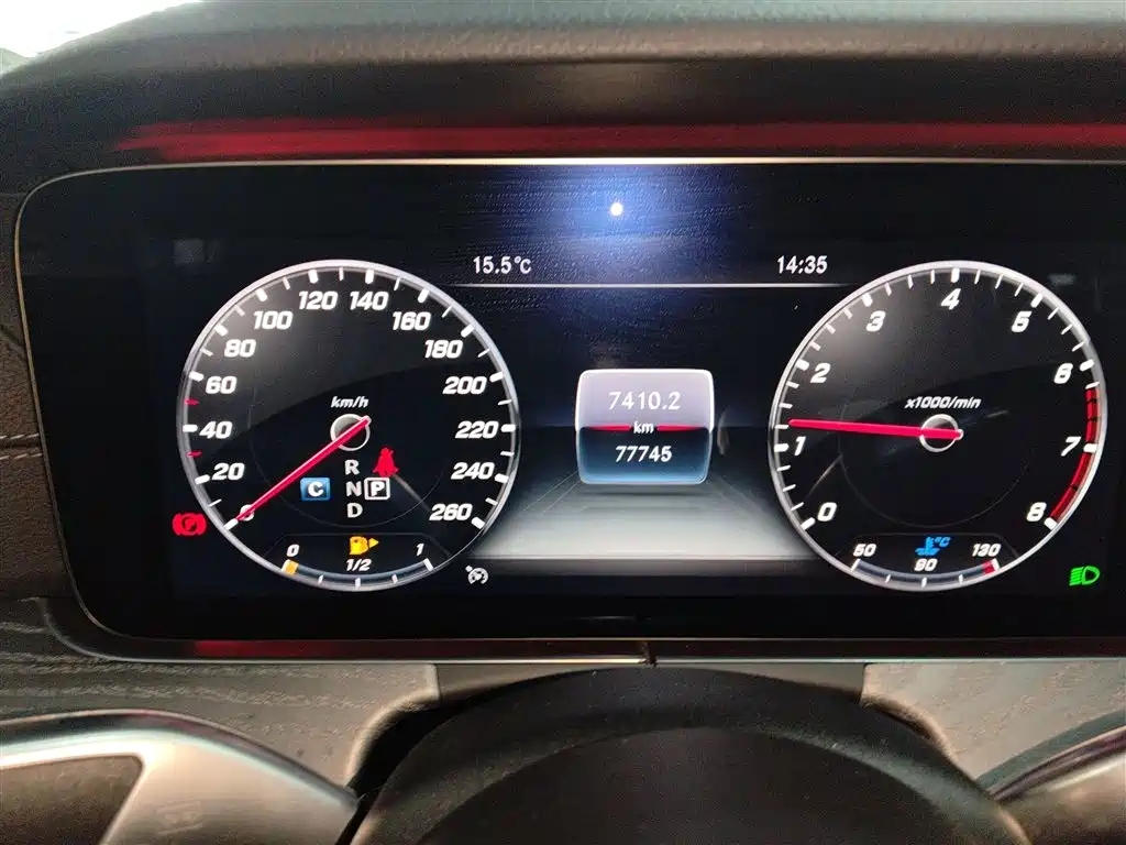 Mercedes-Benz CLS — фото 8