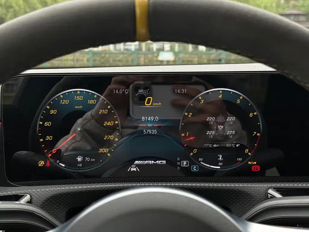 Mercedes-Benz CLA AMG — фото 13