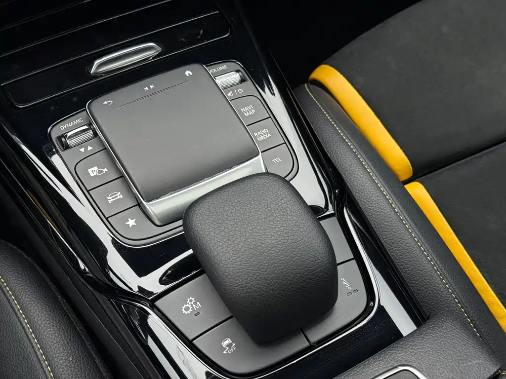 Mercedes-Benz CLA AMG — фото 17