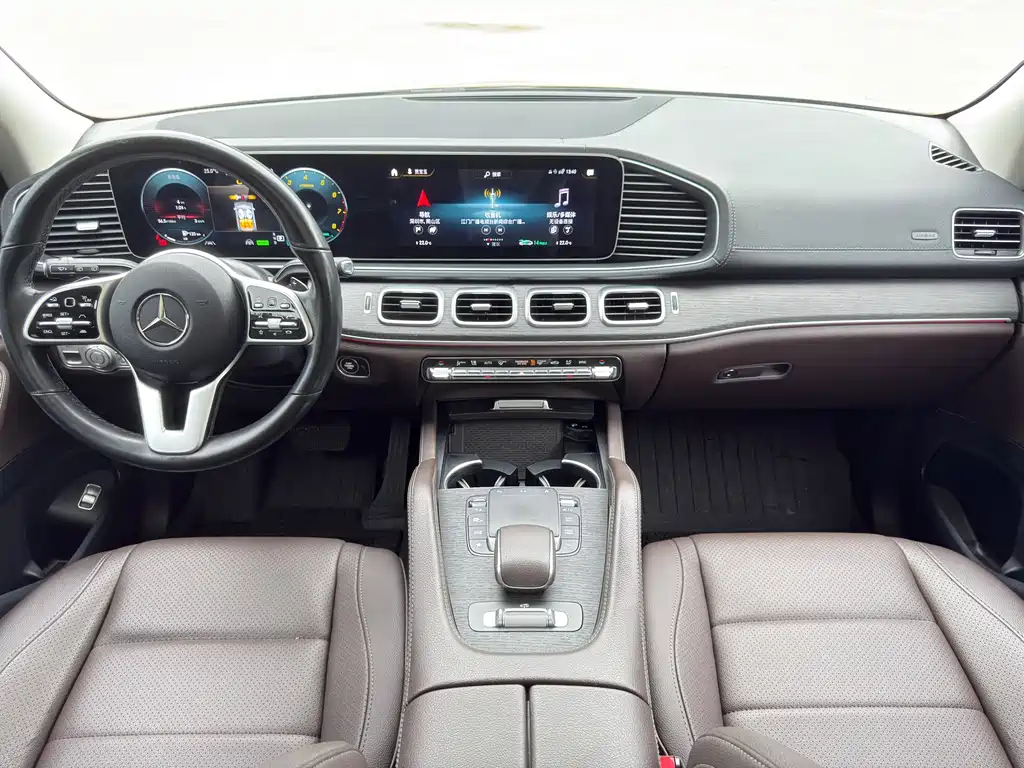 Mercedes-Benz GLE — фото 10