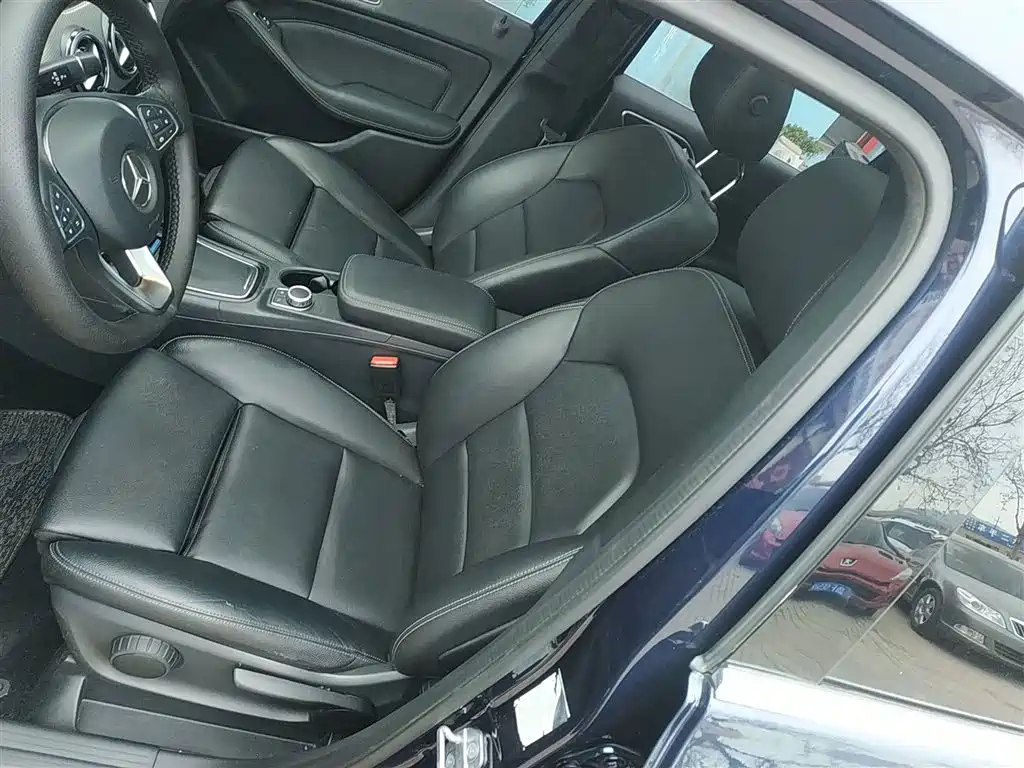 Mercedes-Benz B-Class — фото 15