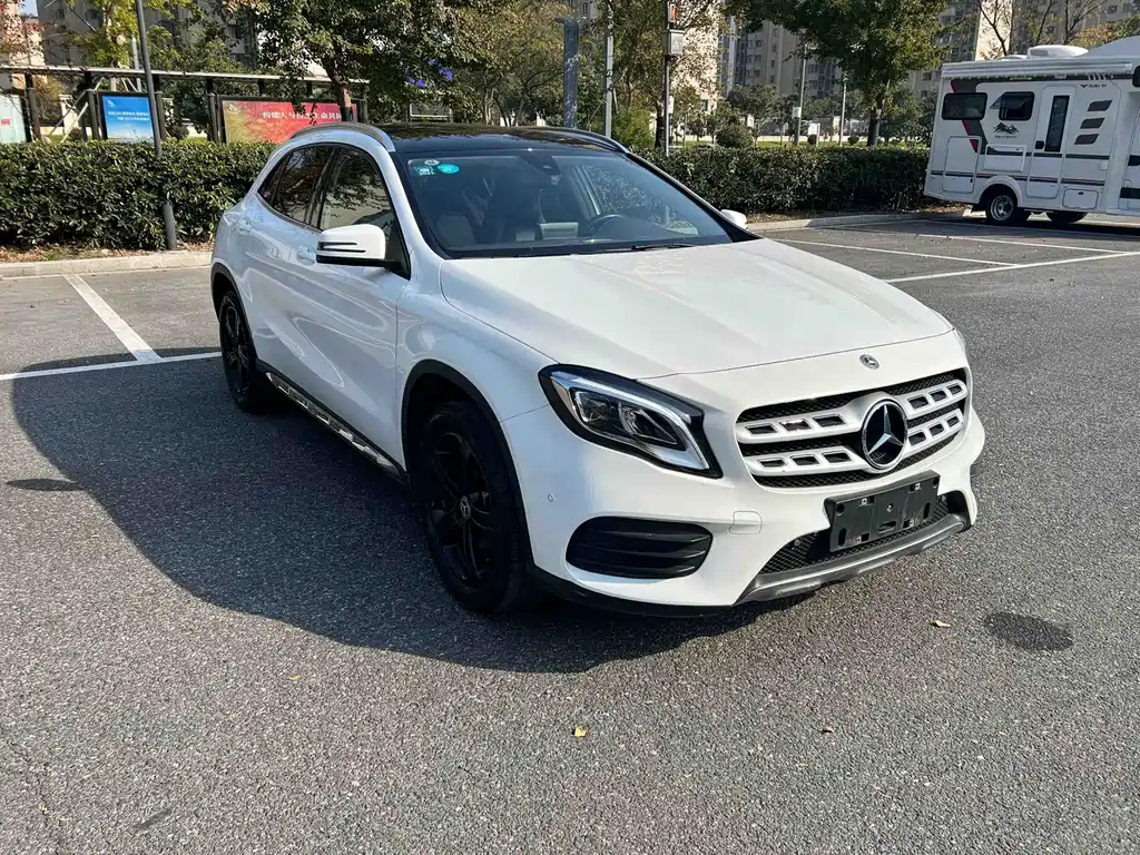 Mercedes-Benz GLA — фото 2