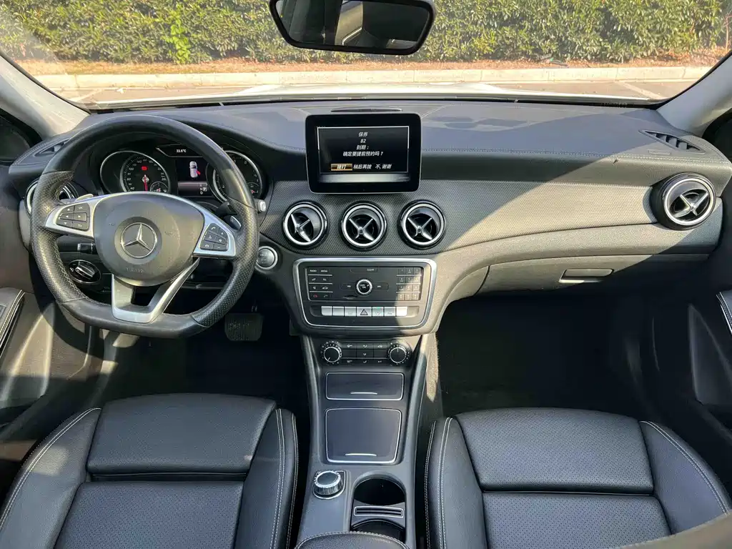 Mercedes-Benz GLA — фото 11