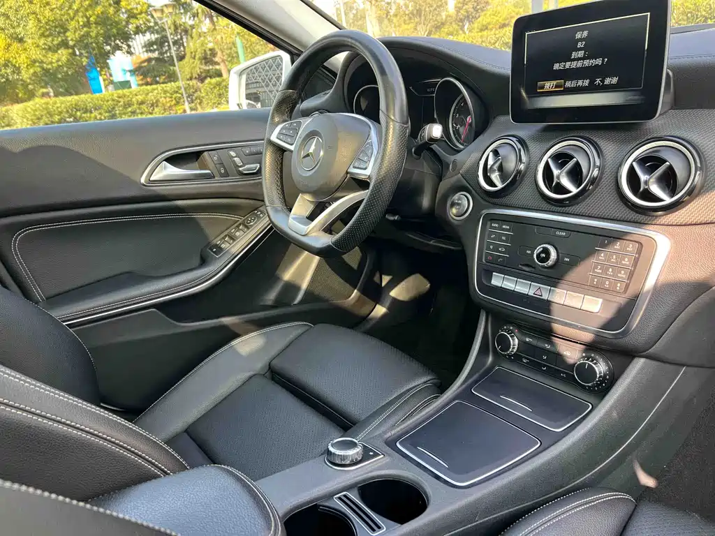 Mercedes-Benz GLA — фото 15