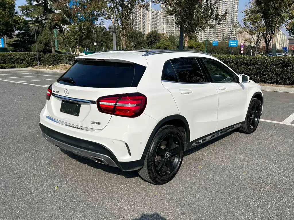 Mercedes-Benz GLA — фото 3