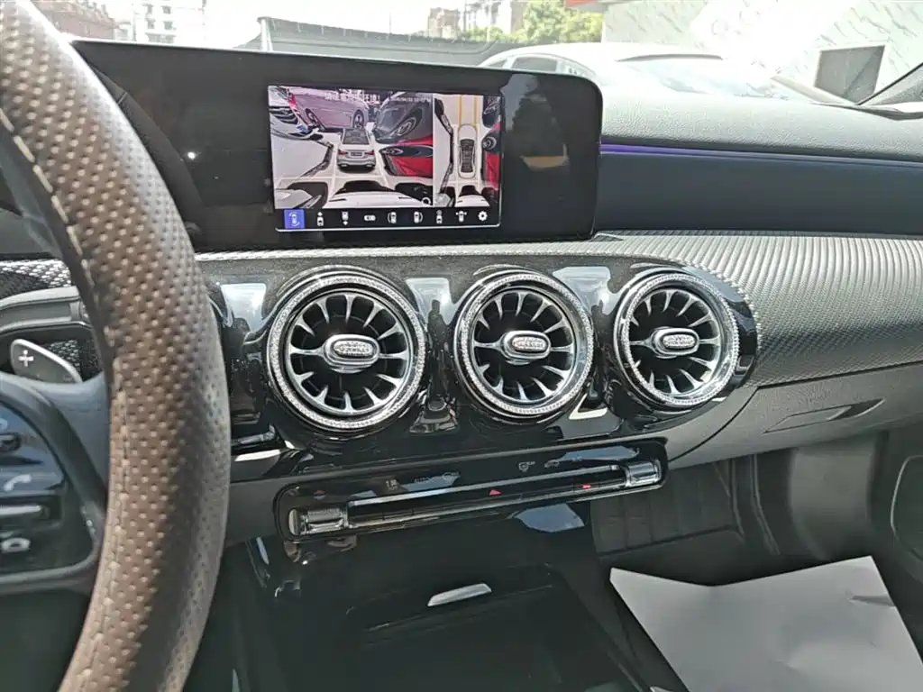 Mercedes-Benz A-Class — фото 13
