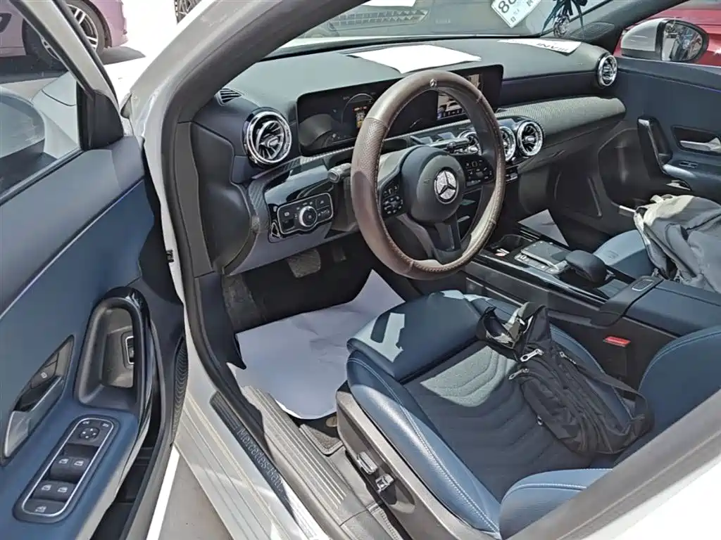 Mercedes-Benz A-Class — фото 16