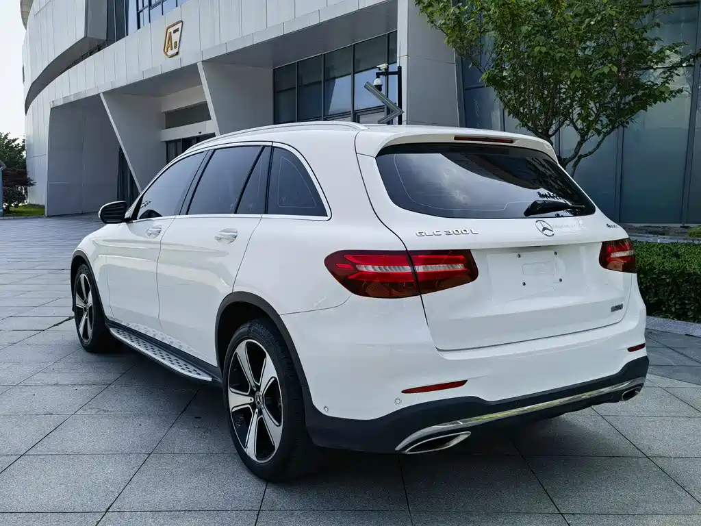 Mercedes-Benz GLC — фото 5