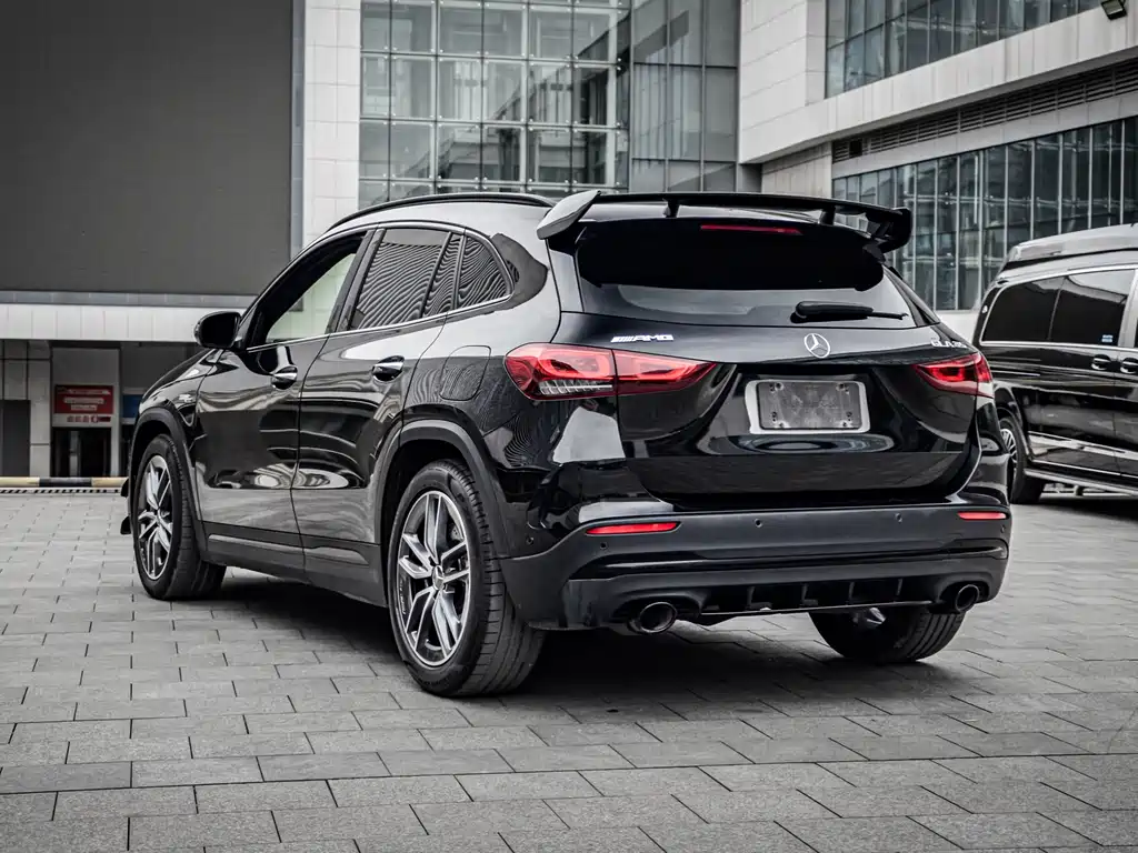 Mercedes-Benz GLA AMG — фото 5