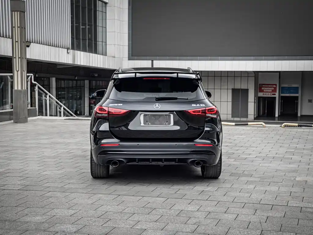 Mercedes-Benz GLA AMG — фото 6