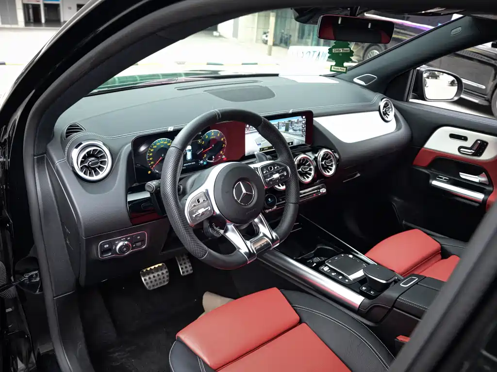 Mercedes-Benz GLA AMG — фото 7