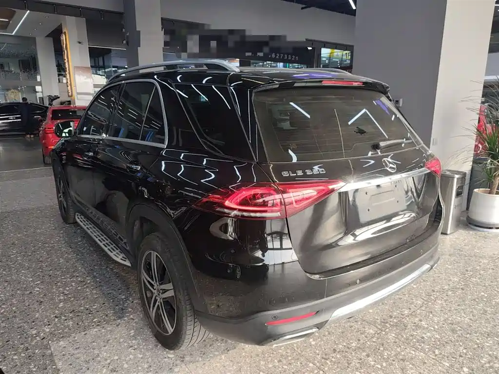 Mercedes-Benz GLE — фото 21